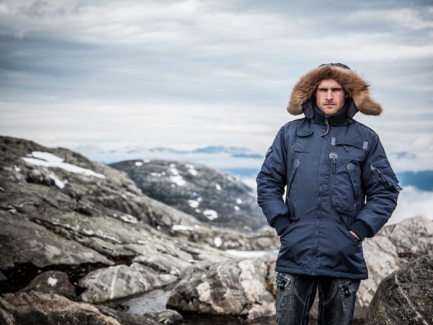 Почему стоит купить пуховик Аляска: защита и комфорт в одной куртке